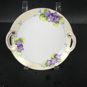 Vintage 7" Nipon hand painted, gold rimmed dish